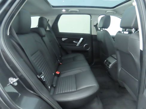 Used 2025 Land Rover Discovery Sport S image 23