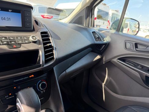 Used 2022 Ford Transit Connect XL FWD image 35