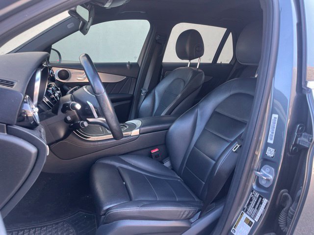 Used 2019 Mercedes-Benz GLC 300 image 10