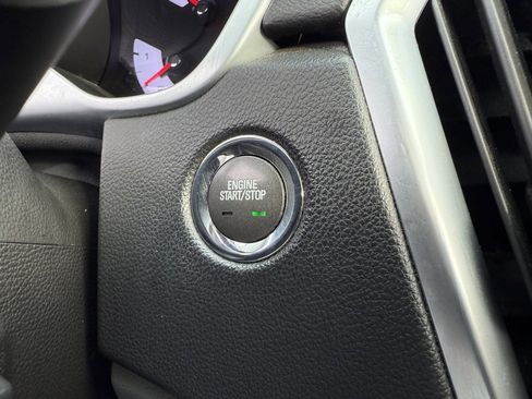 Used 2010 Cadillac SRX Performance image 28