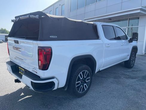 Used 2024 GMC Sierra 1500 AT4 w/ Technology Package AWD/4WD image 3