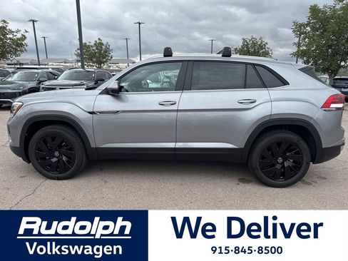 New 2026 Volkswagen Atlas Cross Sport SE image 2