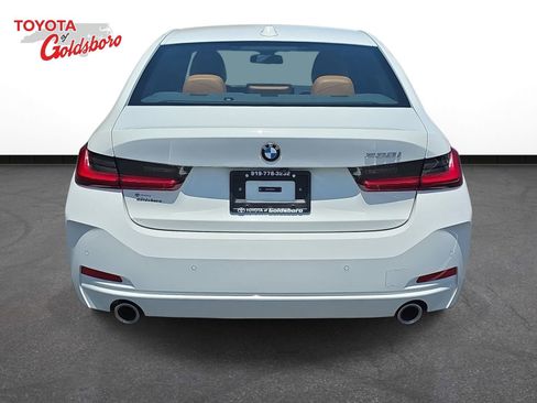 Used 2025 BMW 330i Sedan RWD image 6