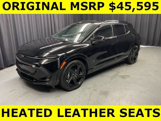 Used 2026 Chevrolet Equinox EV RS FWD image 2