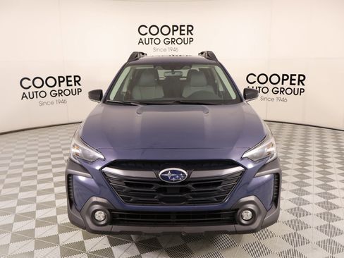 Used 2024 Subaru Outback Premium image 9