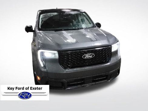 Certified 2025 Ford Maverick Lariat w/ Black Appearance Package AWD/4WD image 4