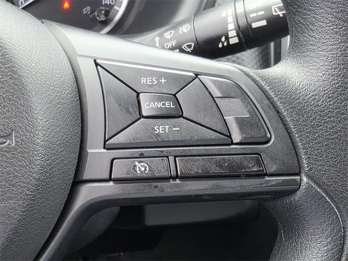 Used 2024 Nissan Kicks S image 21