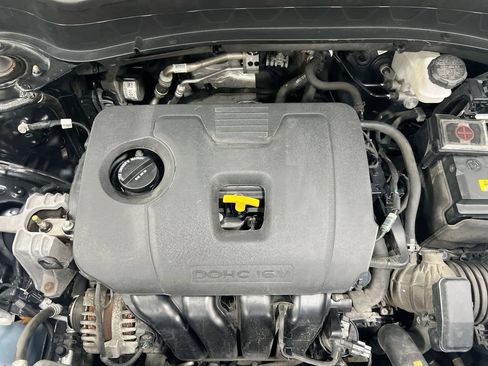 Used 2021 Kia Seltos S AWD/4WD image 24