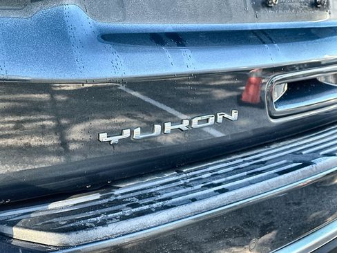 Used 2021 GMC Yukon Denali w/ Denali Ultimate Package image 7