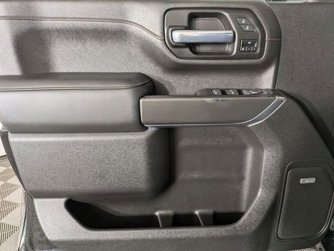 Used 2020 GMC Sierra 2500 AT4 w/ Technology Package image 16