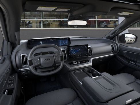 New 2026 Ford Expedition Platinum w/ Stealth Appearance Package image 9