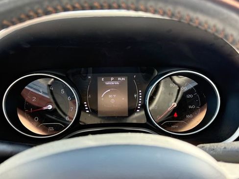 Used 2019 Jeep Compass Latitude FWD image 18