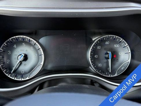 New 2026 Chrysler Pacifica Select image 15