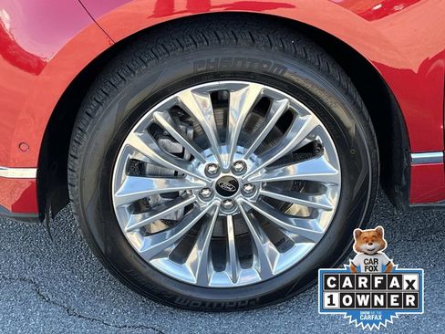 Used 2022 Ford Edge Titanium w/ Equipment Group 301A image 11