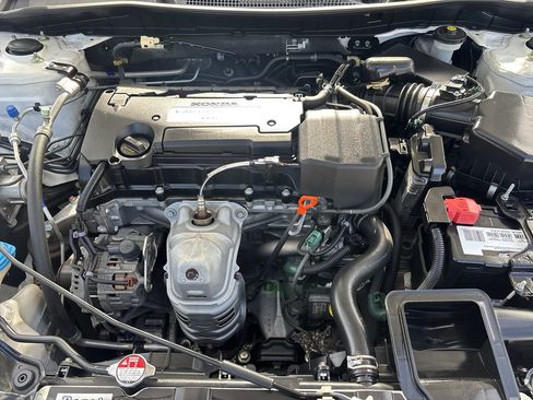 Used 2015 Honda Accord LX image 25