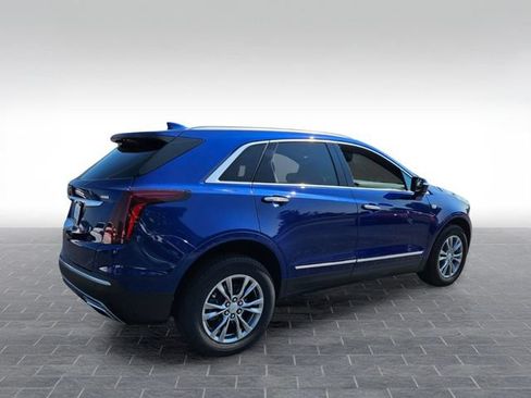 Used 2023 Cadillac XT5 Premium Luxury w/ Technology Package FWD image 5