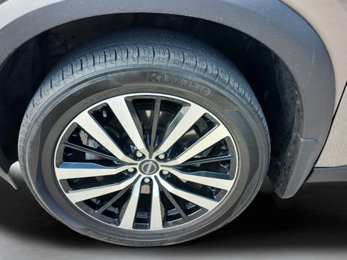 Used 2023 Nissan Pathfinder Platinum image 43