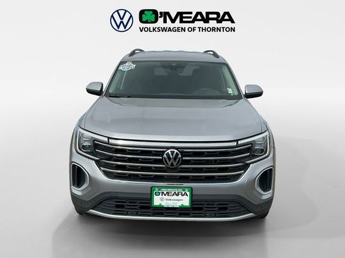 Used 2025 Volkswagen Atlas SE image 8