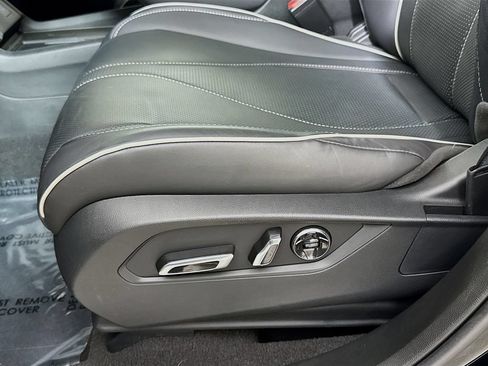 Used 2023 Acura RDX AWD w/ Advance Package image 16