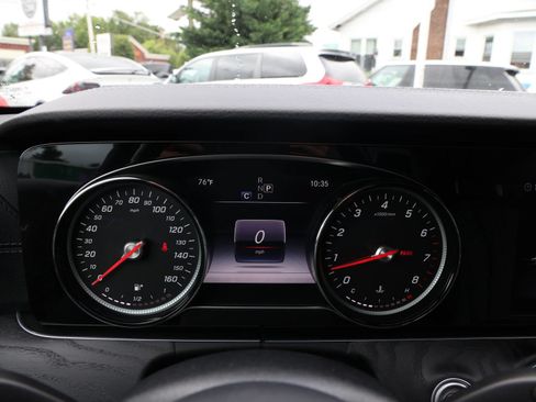 Used 2019 Mercedes-Benz E 300 4MATIC image 17