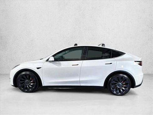 Used 2022 Tesla Model Y Performance AWD/4WD image 8