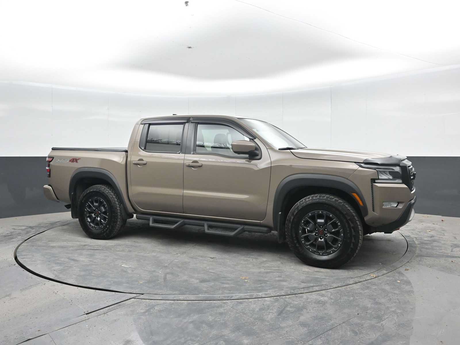 Used 2023 Nissan Frontier PRO-4X w/ Pro-4X Premium Package AWD/4WD image 7