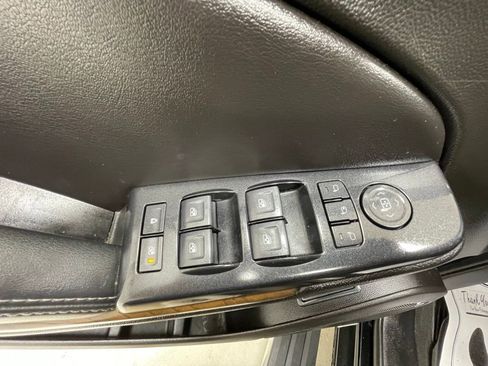 Used 2019 GMC Yukon Denali w/ Denali Ultimate Package AWD/4WD image 17