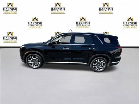 Used 2023 Hyundai Palisade Limited AWD/4WD image 2