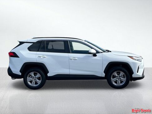 Certified 2025 Toyota RAV4 XLE FWD image 8