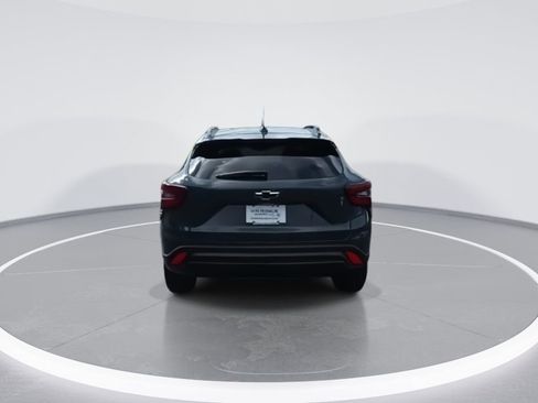 New 2026 Chevrolet Trax LT w/ Driver Confidence Package FWD image 7