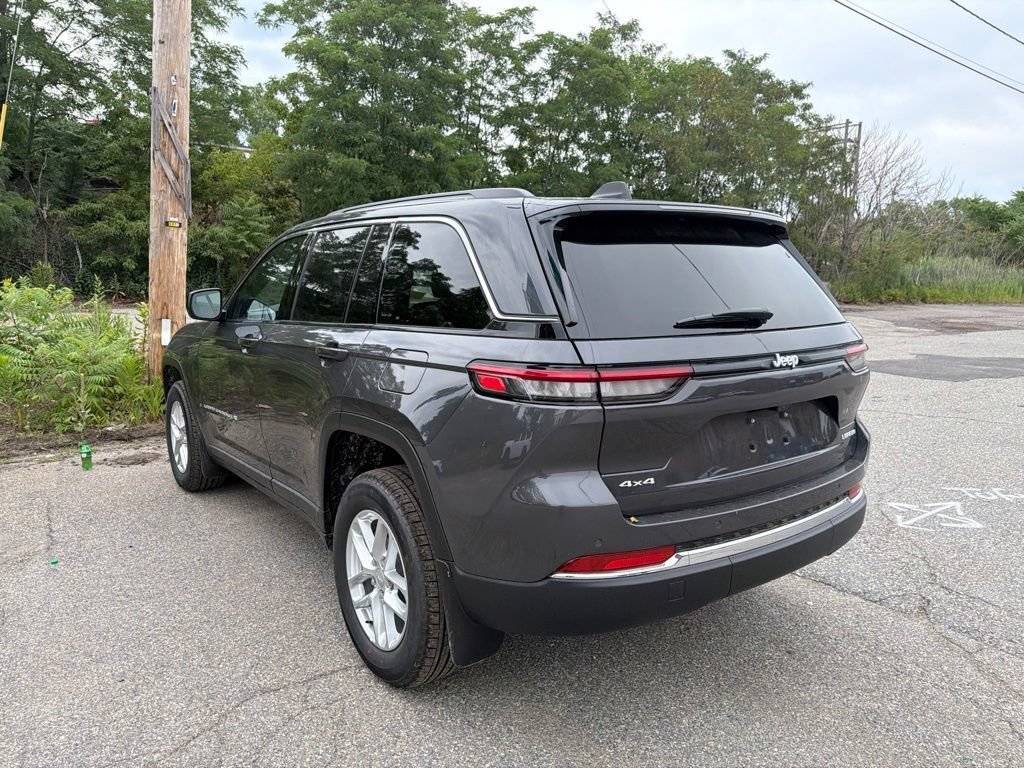 New 2026 Jeep Grand Cherokee Laredo X AWD/4WD image 3