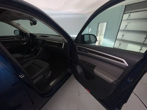 Used 2023 Volkswagen Atlas SE w/ Panoramic Sunroof Package AWD/4WD image 25