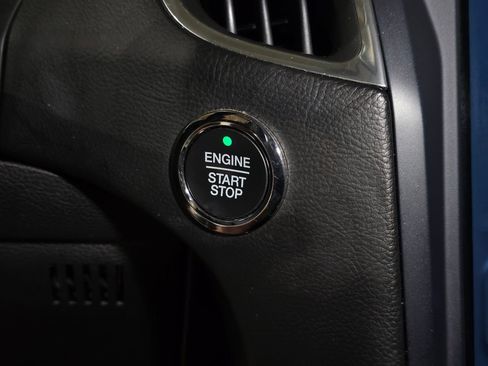 Used 2022 Ford Edge Titanium image 27