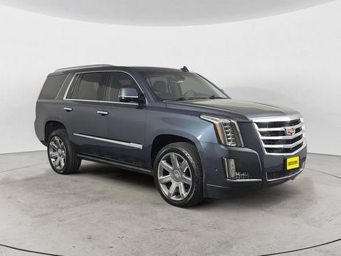 Used 2019 Cadillac Escalade Premium Luxury AWD/4WD image 3