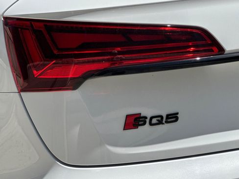 Used 2022 Audi SQ5 Premium Plus AWD/4WD image 29