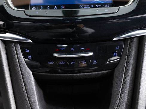 Used 2022 Cadillac XT6 Premium Luxury w/ Technology Package image 42