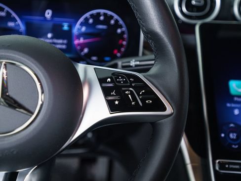 Certified 2025 Mercedes-Benz GLC 300 4MATIC image 21