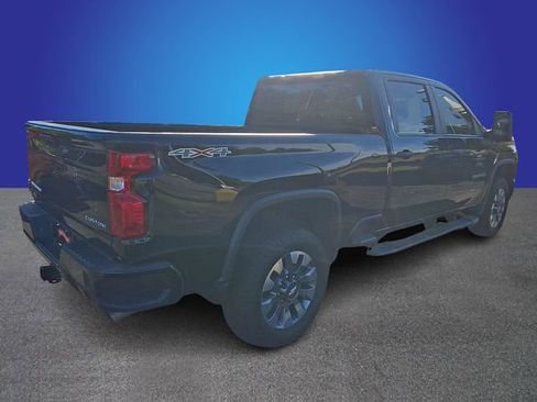 Used 2025 Chevrolet Silverado 2500 Custom AWD/4WD image 4