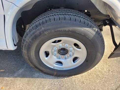 New 2025 Chevrolet Express 2500 w/ Driver Convenience Package image 30