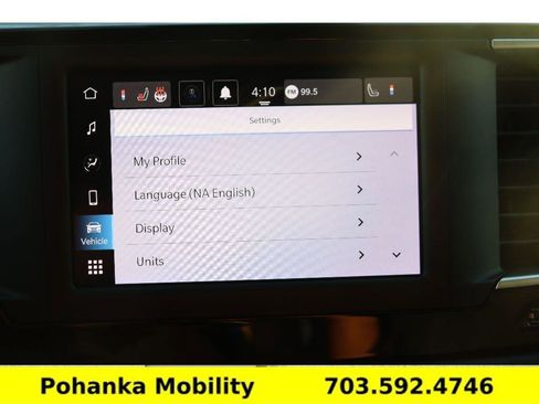 Used 2024 Chrysler Voyager LX image 17