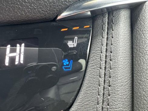 Certified 2023 Cadillac XT5 Premium Luxury image 50