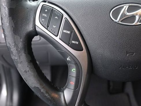 Used 2013 Hyundai Elantra Limited FWD image 7