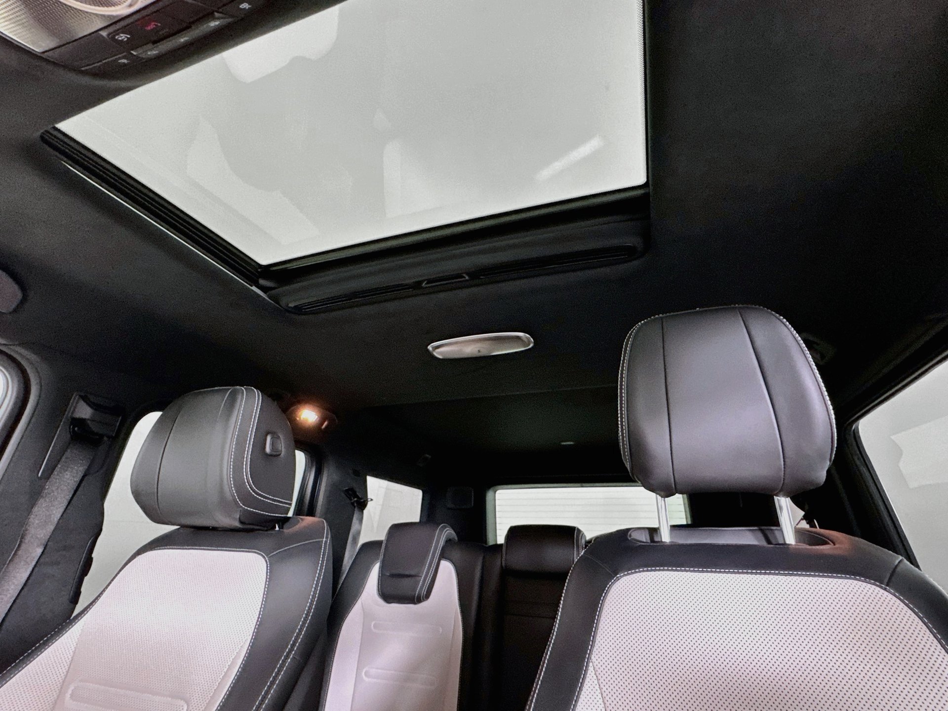 New 2027 Mercedes-Benz G 580 e image 24