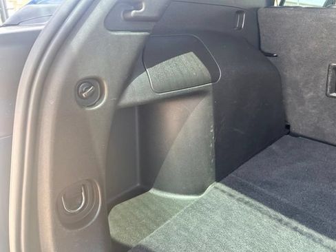 Used 2022 Chevrolet Equinox LS AWD/4WD image 9