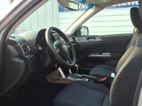 Used 2012 Subaru Forester 2.5X Premium AWD/4WD image 7