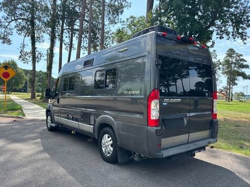 Used 2017 RAM ProMaster 3500 w/ Premium Appearance Group FWD image 5