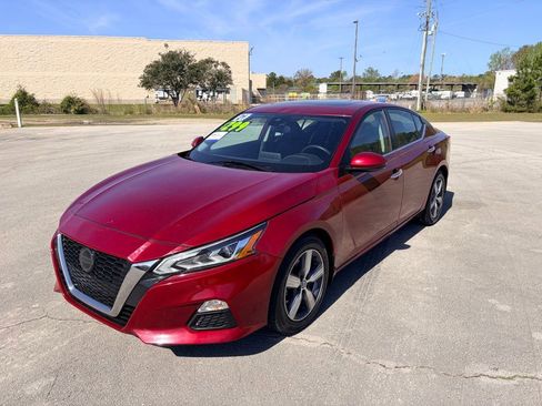 Used 2021 Nissan Altima 2.5 SV w/ SV Premium Package FWD image 5