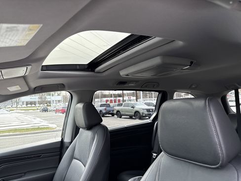 Certified 2022 Honda Odyssey Touring image 28