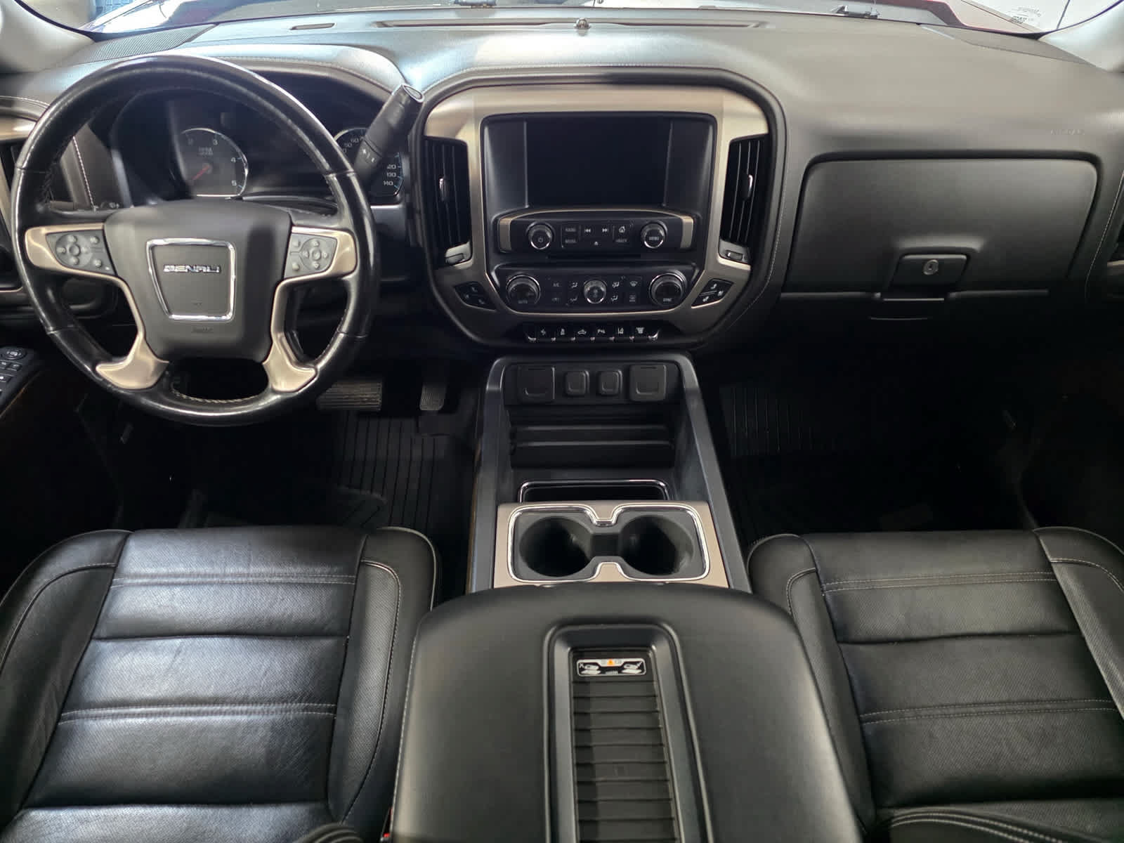 Used 2019 GMC Sierra 3500 Denali w/ Duramax Plus Package AWD/4WD image 17