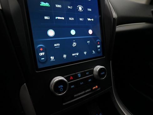 Used 2022 Ford Edge SEL w/ Convenience Package image 23